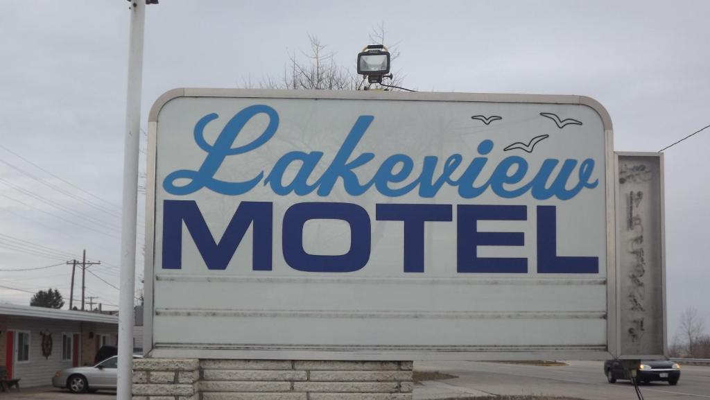 Lakeview Motel Two Rivers Ngoại thất bức ảnh