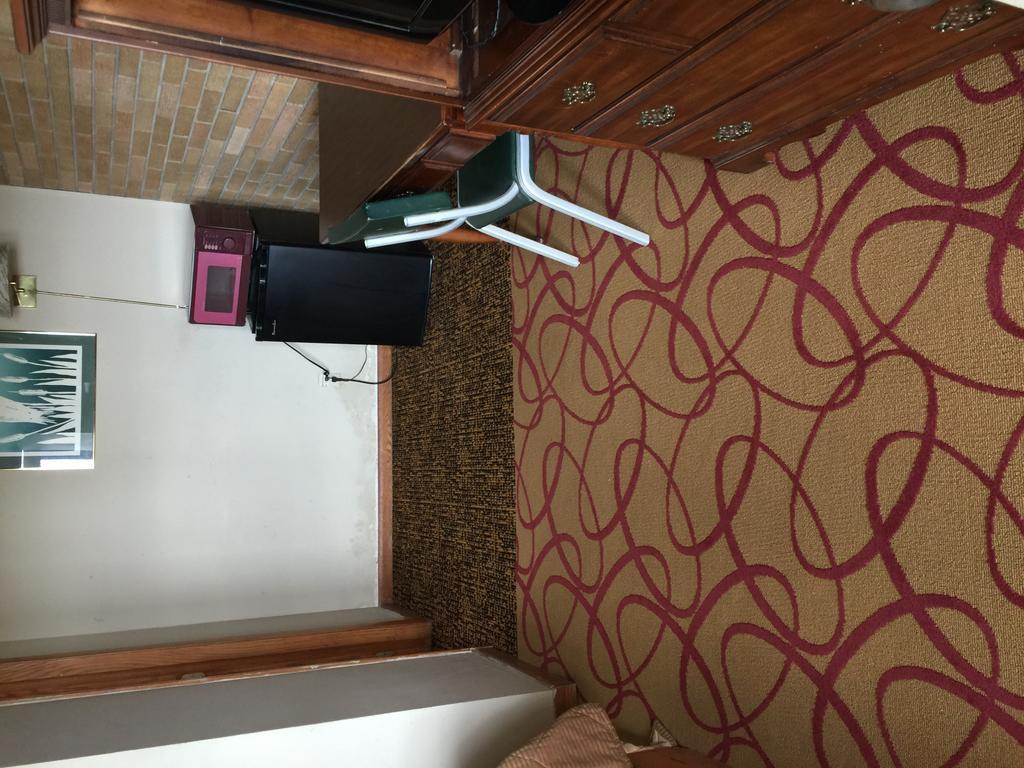 Lakeview Motel Two Rivers Ngoại thất bức ảnh
