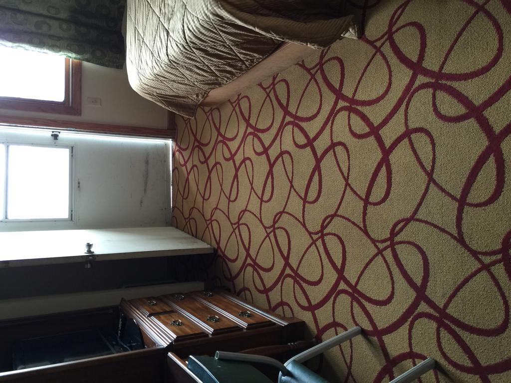 Lakeview Motel Two Rivers Ngoại thất bức ảnh